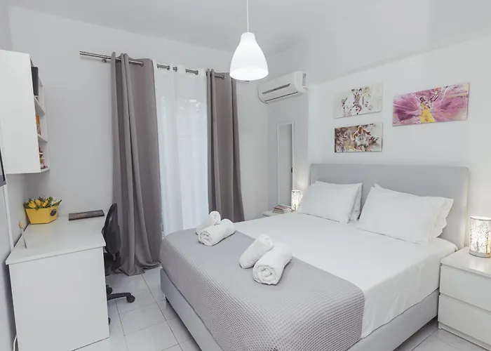 Silver Palm House Ixia, Rhodes * イキソス